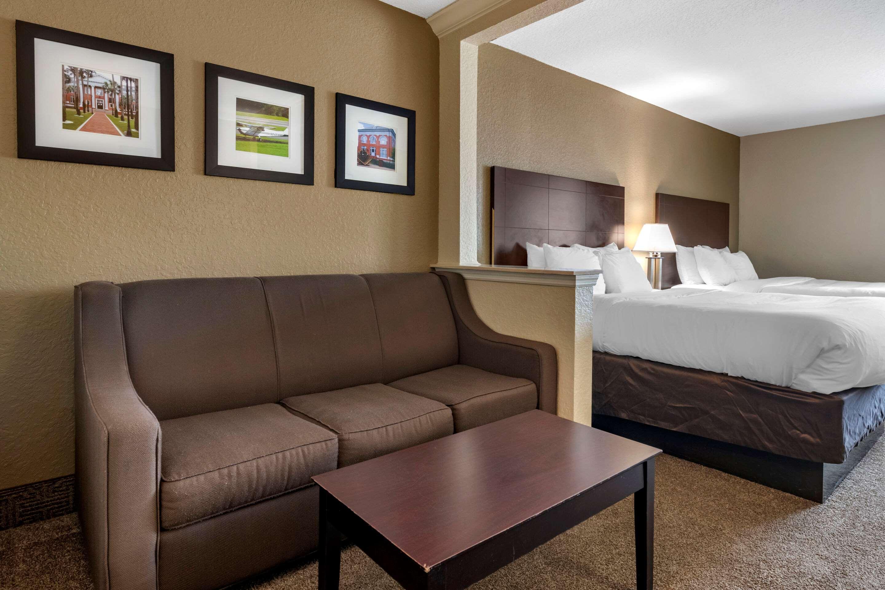 Comfort Inn & Suites Deland - Near University Екстериор снимка