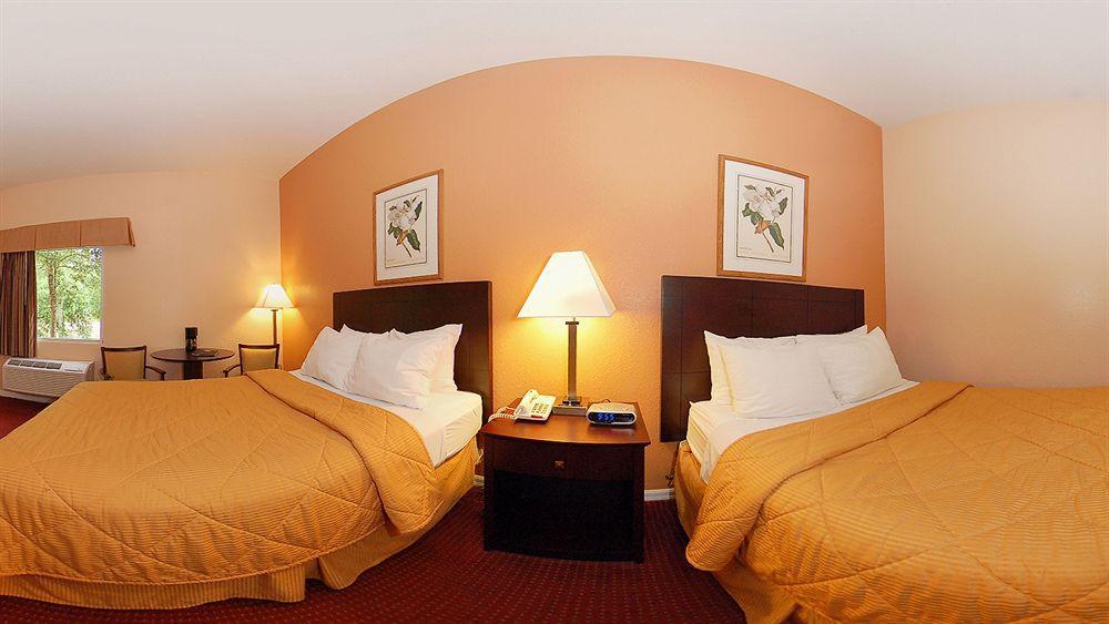 Comfort Inn & Suites Deland - Near University Екстериор снимка